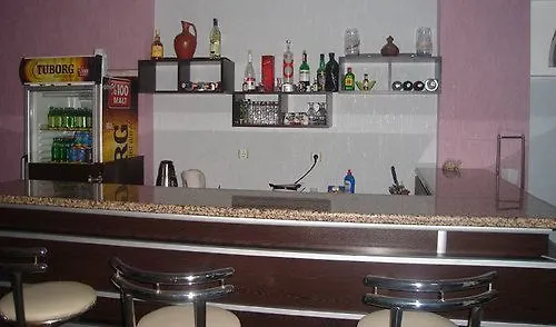 Invivo Hotel إزمير 2*,  تركيا